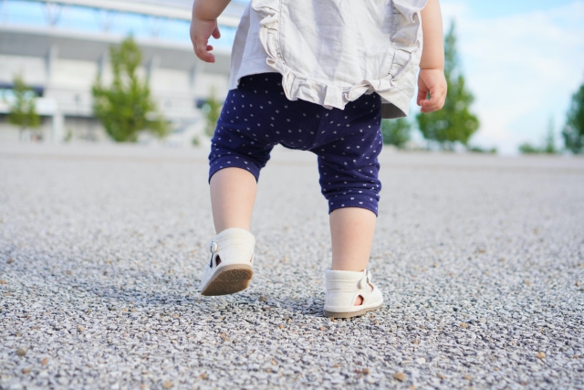 女性・赤ちゃん・子供がいる家庭の避難時に必要なもの